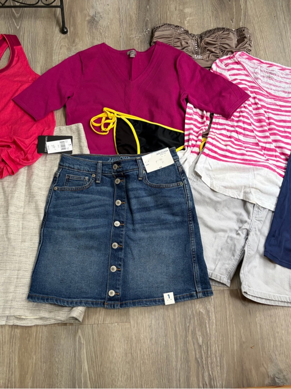 Bundle of 7 items - for you or resale